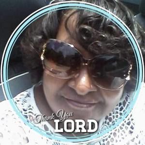 Meet your Posher, Yolanda